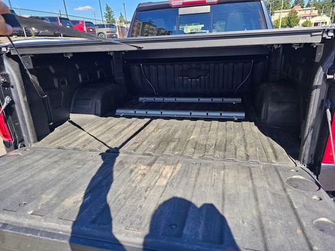 Used 2022 Chevrolet Silverado 1500 LTZ AWD/4WD image 14
