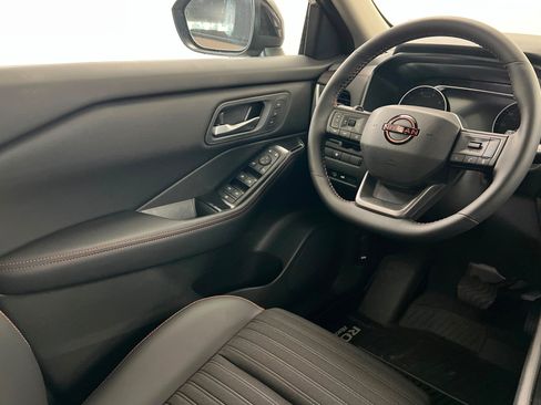 New 2026 Nissan Rogue SV w/ Rock Creek Premium Package AWD/4WD image 11