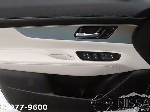 New 2026 Nissan Murano SL AWD/4WD image 11