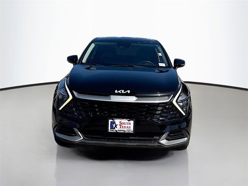 Used 2023 Kia Sportage EX image 2
