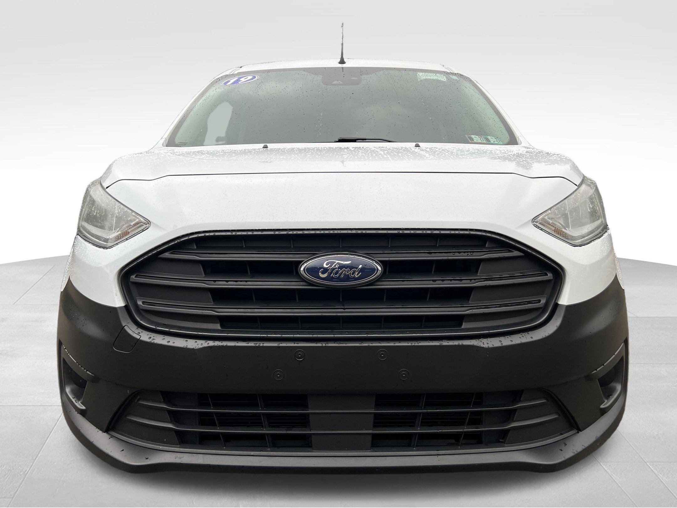 Used 2019 Ford Transit Connect XL FWD image 3