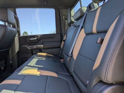 Used 2022 Chevrolet Silverado 2500 LTZ w/ Carhartt Edition AWD/4WD image 15
