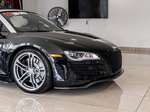 Used 2012 Audi R8 V10 AWD/4WD image 3