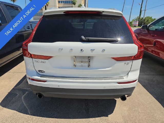 Used 2021 Volvo XC60 T5 Momentum w/ Premium Package FWD image 4