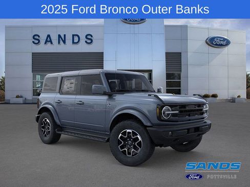 New 2025 Ford Bronco Outer Banks image 7