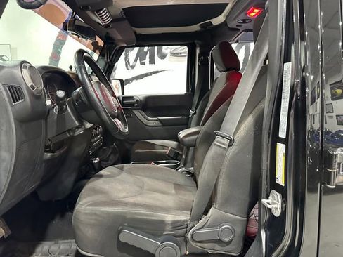 Used 2016 Jeep Wrangler Unlimited Sport w/ Quick Order Package 23S image 13