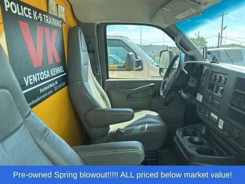 Used 2018 GMC Savana 3500 Extended w/ Driver Convenience Package RWD image 15
