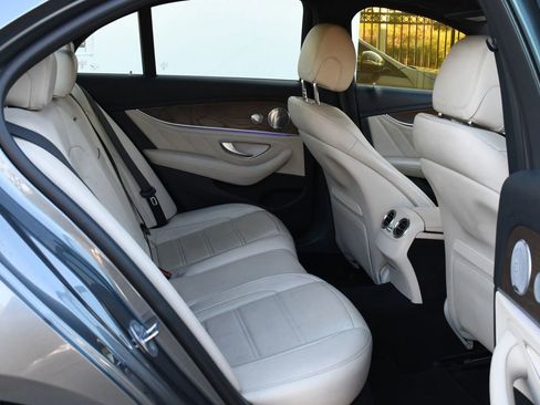 Used 2017 Mercedes-Benz E 43 AMG 4MATIC Sedan image 28