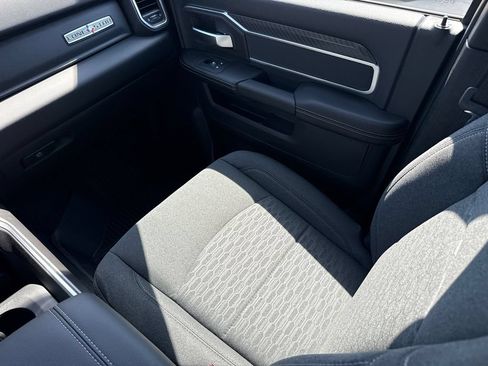 New 2027 RAM 2500 Lone Star AWD/4WD image 16