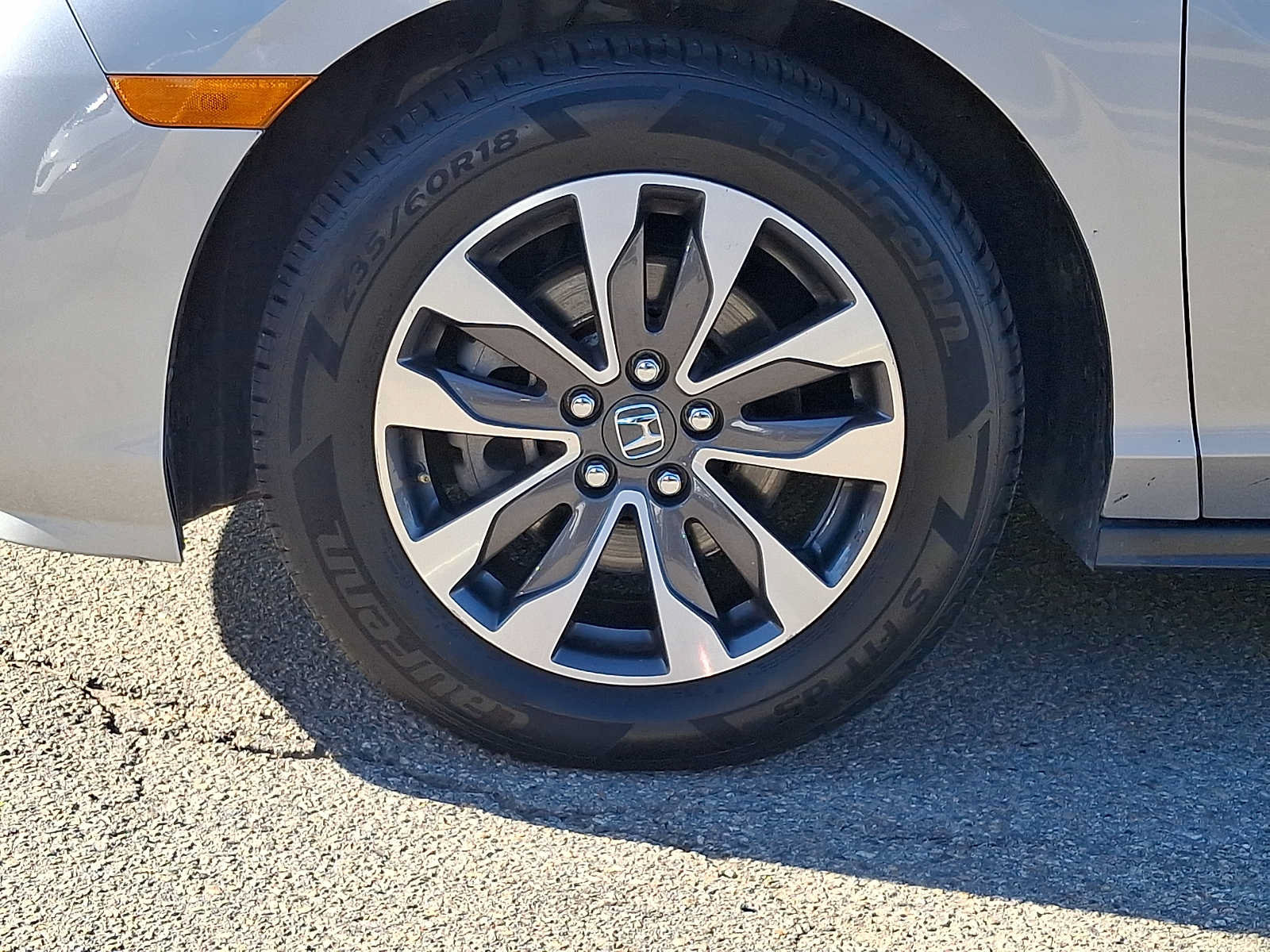Used 2023 Honda Odyssey EX-L image 8