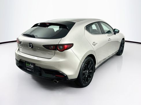 Used 2024 MAZDA MAZDA3 s FWD image 9