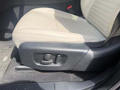 Used 2024 Land Rover Discovery Sport S AWD/4WD image 14