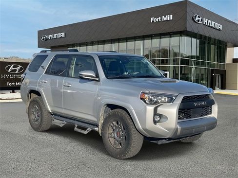 Used 2022 Toyota 4Runner TRD Off-Road Premium image 1