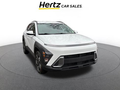 Used 2025 Hyundai Kona SEL image 1