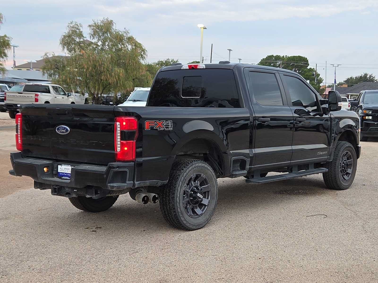Used 2024 Ford F250 XL w/ STX Appearance Package AWD/4WD image 8