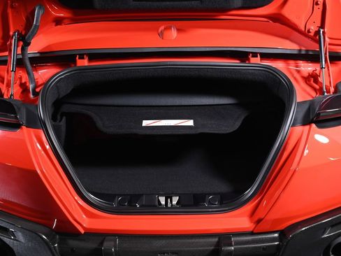 Used 2025 Ferrari Roma Spider RWD image 27