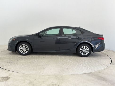 Used 2025 Toyota Camry LE FWD image 2