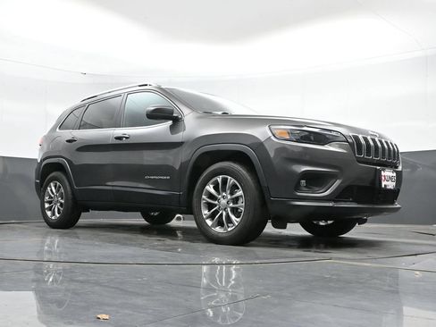 Used 2021 Jeep Cherokee Latitude Lux w/ Comfort/Convenience Group AWD/4WD image 45