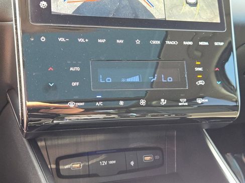 Used 2024 Hyundai Tucson Limited FWD image 33