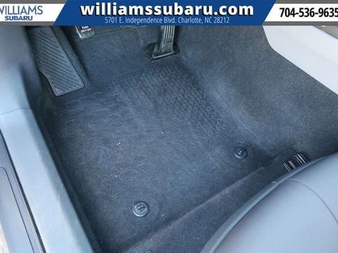 Used 2021 Toyota Camry LE image 15