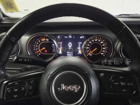 Used 2019 Jeep Wrangler Unlimited Sport S AWD/4WD image 2