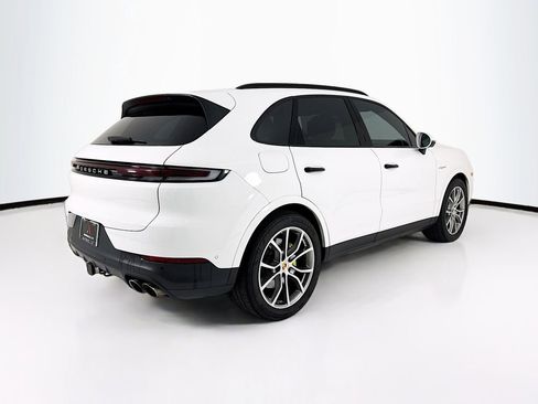 Certified 2024 Porsche Cayenne S AWD/4WD image 7