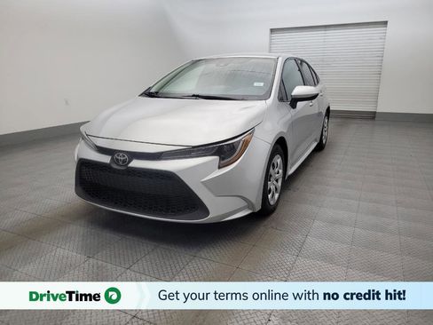Used 2021 Toyota Corolla LE FWD image 1