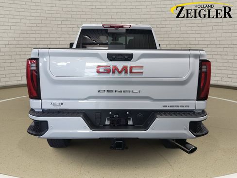 New 2026 GMC Sierra 3500 Denali w/ Denali Reserve Package image 6