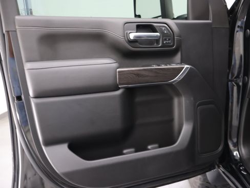 Used 2023 Chevrolet Silverado 2500 LTZ w/ LTZ Plus Package AWD/4WD image 42