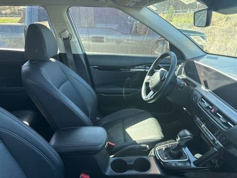 Used 2024 Kia Seltos EX image 14