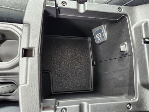 New 2026 Jeep Gladiator Sport image 23