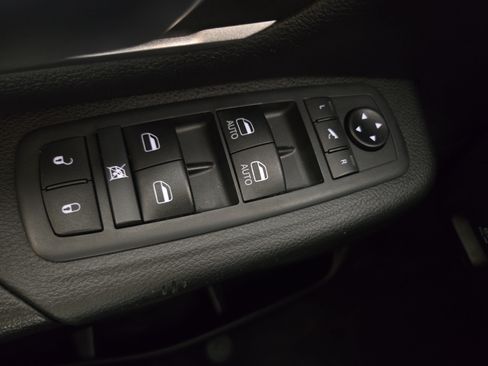Used 2021 RAM 1500 Big Horn AWD/4WD image 24