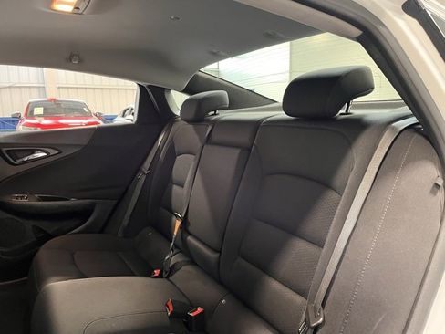 Used 2023 Chevrolet Malibu LT image 17