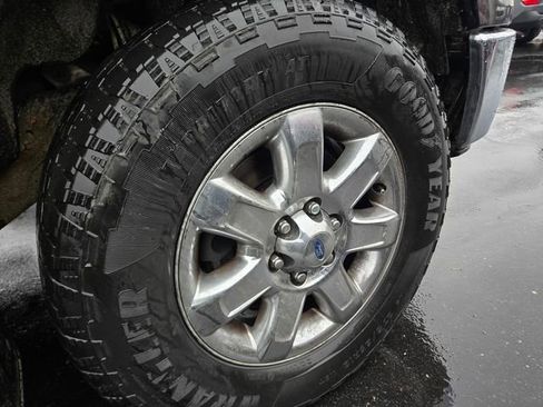 Used 2013 Ford F150 XLT w/ XTR Pkg image 39