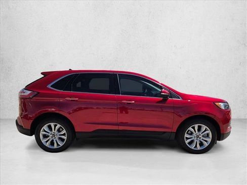 Used 2024 Ford Edge Titanium AWD/4WD image 4