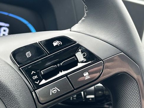 New 2026 Hyundai Elantra SEL Sport image 28