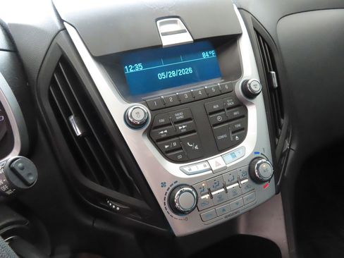 Used 2013 Chevrolet Equinox LS AWD/4WD image 17