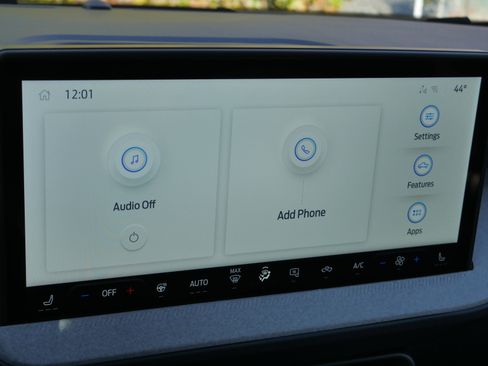 New 2025 Ford Maverick XLT w/ Equipment Group 301A image 9