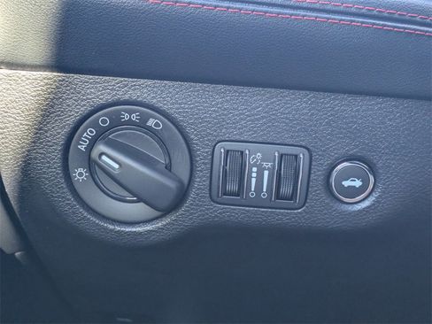 Used 2023 Dodge Challenger R/T Scat Pack image 23