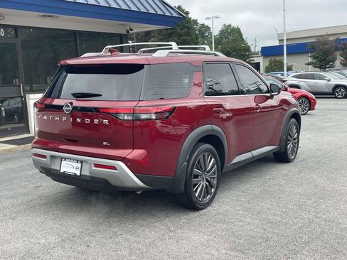 Used 2022 Nissan Pathfinder SL w/ SL Premium Package FWD image 7