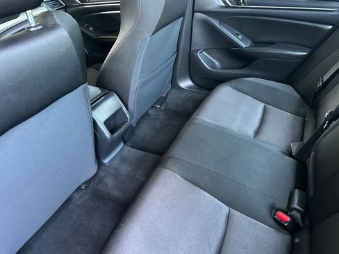 Used 2020 Honda Accord LX image 12