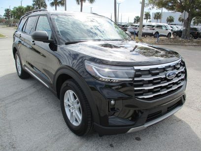 New 2025 Ford Explorer Active w/ Active Comfort Package