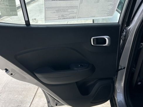 New 2026 Hyundai Venue SEL FWD image 11