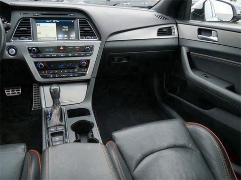 Used 2015 Hyundai Sonata Limited 2.0T image 7