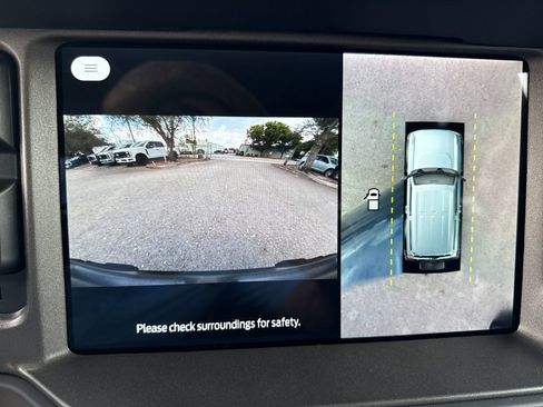 New 2025 Ford Bronco Badlands image 25