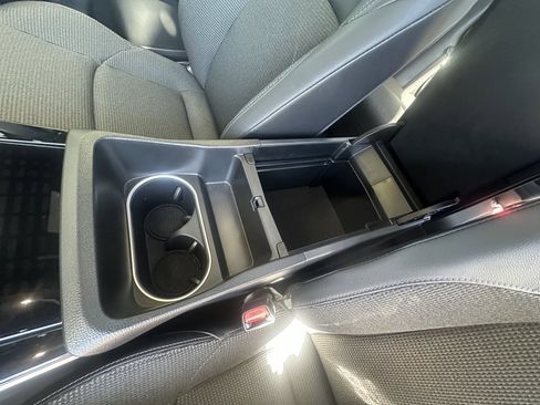 Used 2024 Toyota bZ4X XLE w/ Weather Package image 31