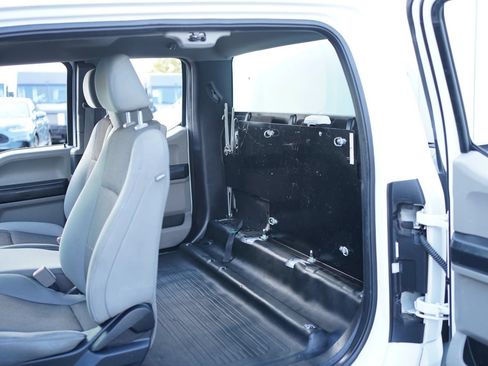 Used 2018 Ford F150 XL w/ Equipment Group 101A Mid RWD image 16