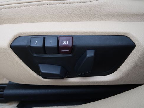 Used 2015 BMW 328i Sedan RWD image 22