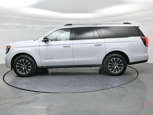 Used 2025 Ford Expedition Max Platinum AWD/4WD image 37