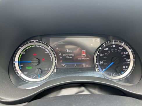 Used 2023 Toyota Highlander XLE AWD/4WD image 29